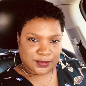 Meet your Posher, Jackie